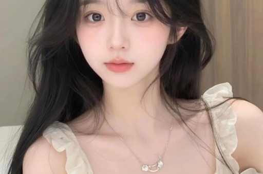 香港女星淡出娱乐多年曾因丈夫出轨离婚如今在国外经营武馆