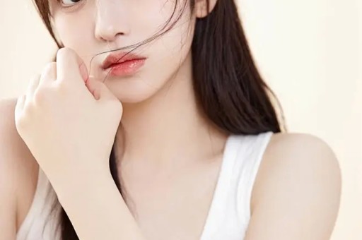 藏不住了？鹿晗出轨事件升级疑扒出他曾出轨时间线心疼关晓彤